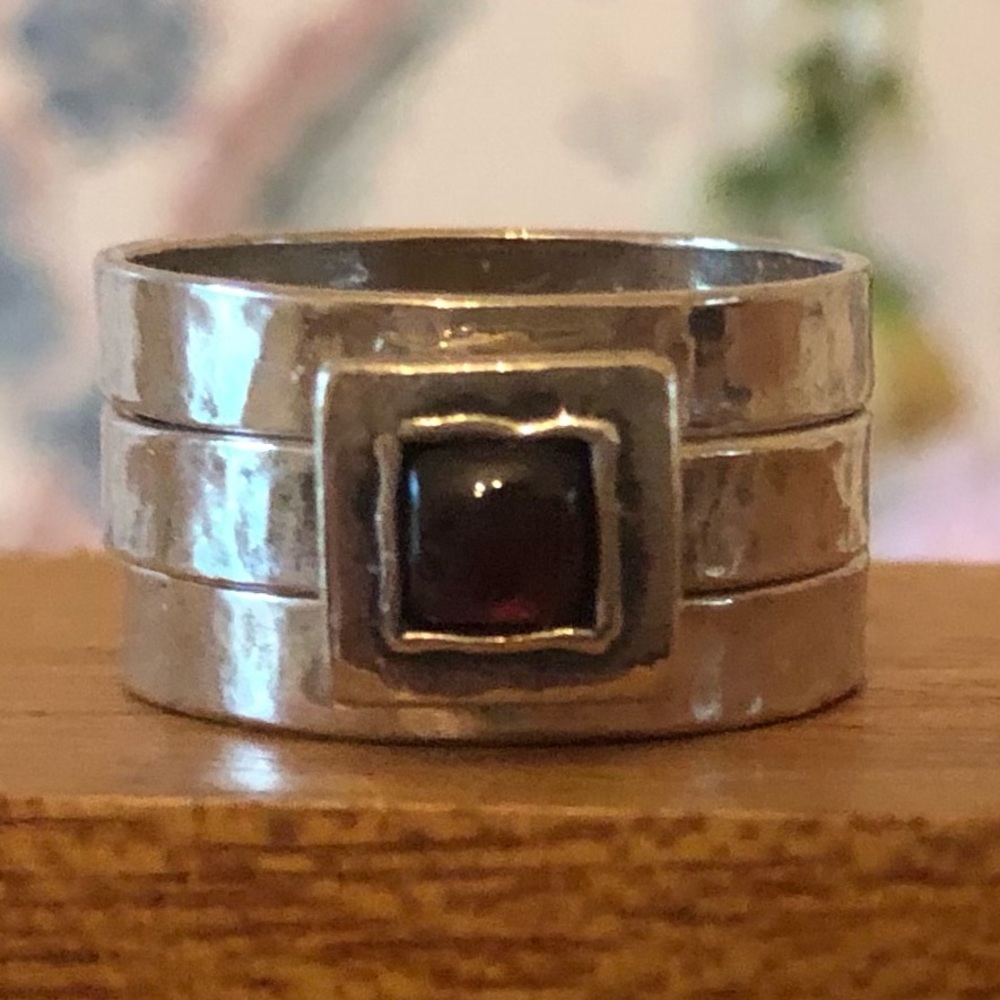 Vintage Silpada Sterling Silver Garnet Three Ring Set Size 8 - Picture 4 of 16